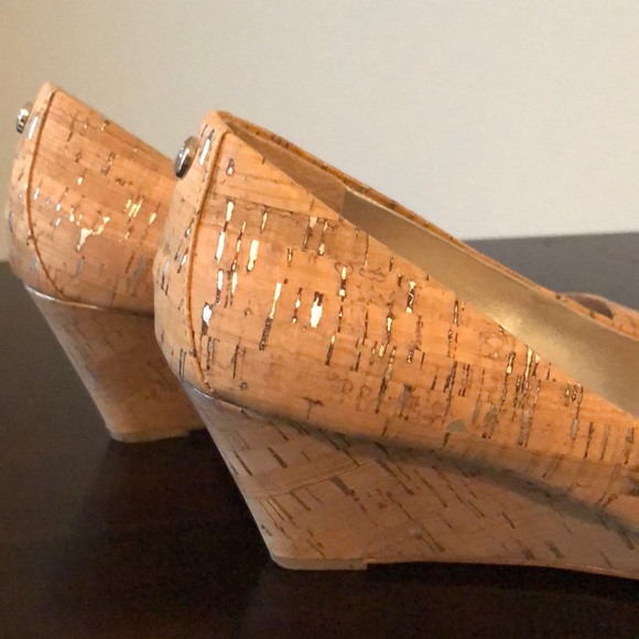 Donald Pliner Metallic Cork Wedges - Picture 5 of 6